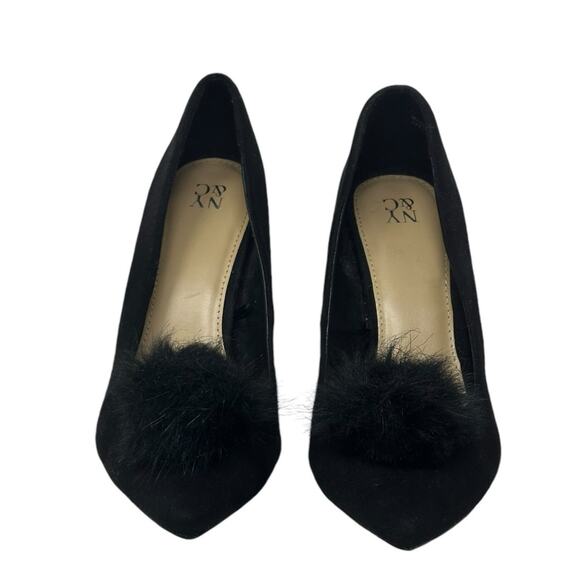 New York & Co black faux suede pompom pump heels shoes size 10 - Picture 5 of 16